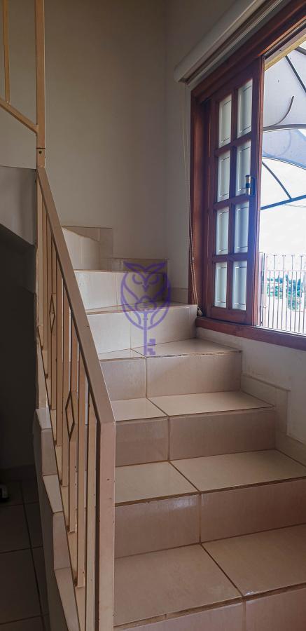 escada sobrado Ville Marie Serra Negra