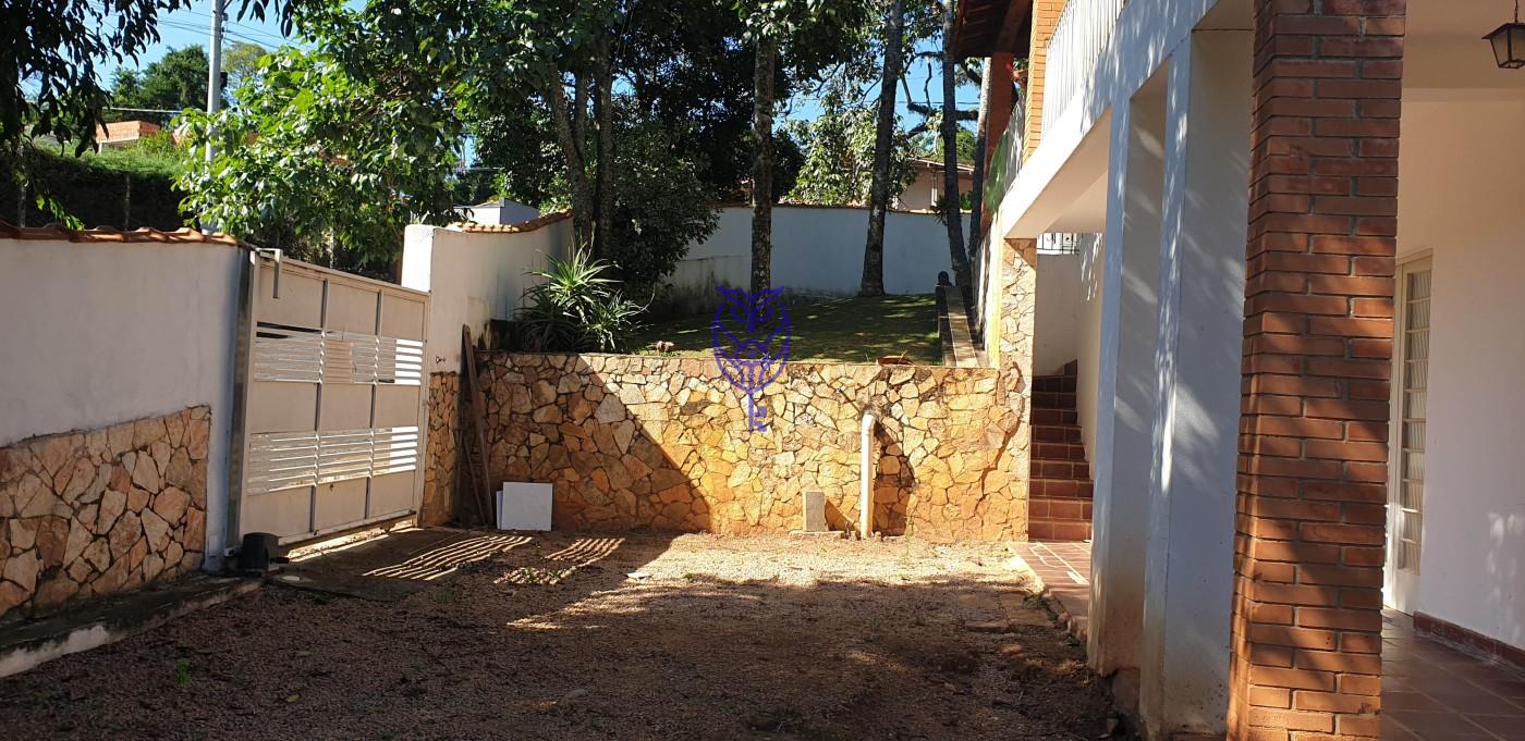 casa com jardim Monte Alegre