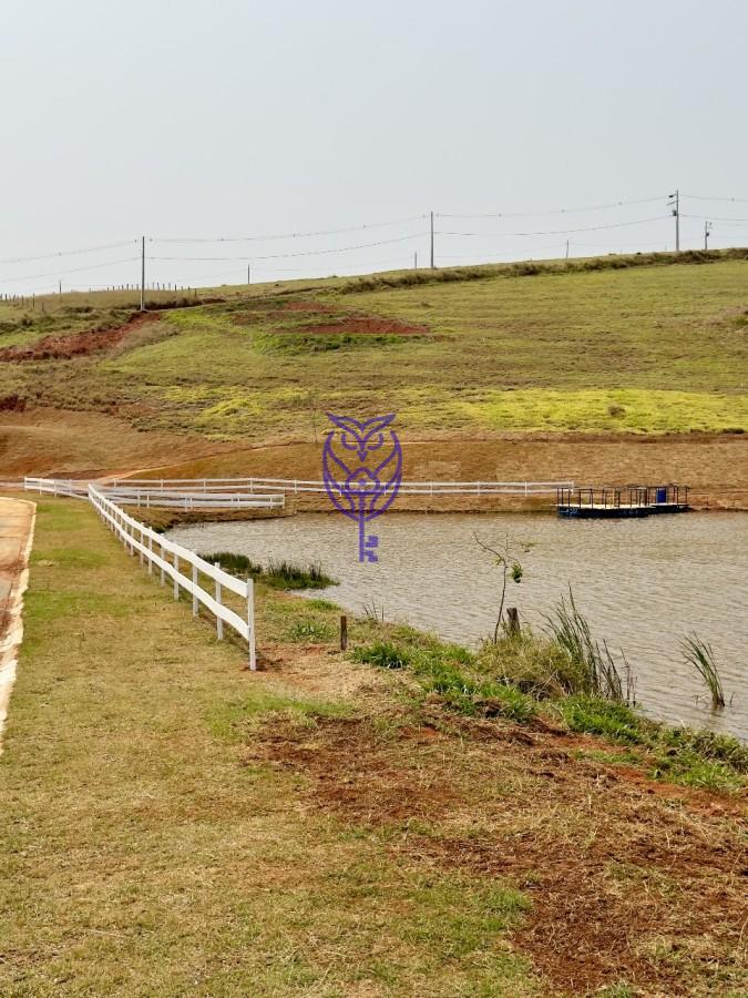 Terreno do Rancho Terra Nova, Tuiuti, com infraestrutura completa: asfalto e energia eltrica!