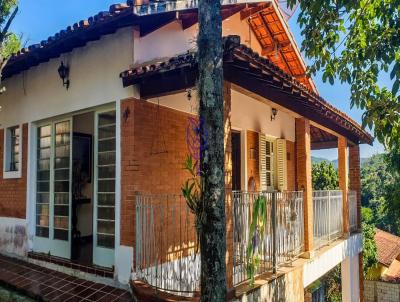 Casas 3 e 4 Quartos para Venda, em Monte Alegre do Sul, bairro Centro, 3 dormitórios, 2 banheiros, 1 suíte, 2 vagas